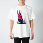 ナナヨショップの夜を連れてくるサソリくん スタンダードTシャツ