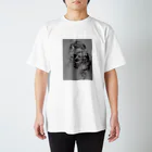 つづりのサングラスの女性　2 Regular Fit T-Shirt