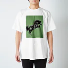 永久凍土の国の白夜の立ち上がる馬 Regular Fit T-Shirt