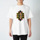 oh_designplugの蝶々とお花 Regular Fit T-Shirt