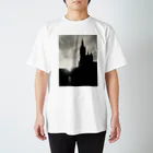 STUDIO PINECORNのLONDON Regular Fit T-Shirt