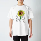 すぅさんのイラストグッズショップのひまわりwithポエム Regular Fit T-Shirt