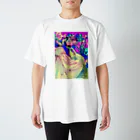 フラニーの孔雀と美青年 Regular Fit T-Shirt