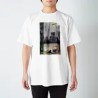 ☆あゆ ころ たろの☆ ハッピーライフの雨の中 Regular Fit T-Shirt