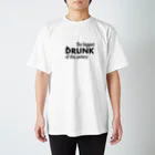 La-HIKACOのDRUNK : 今世紀最大にキマった Regular Fit T-Shirt