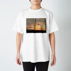 ストリートファッションの夕日 Regular Fit T-Shirt