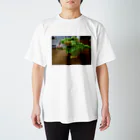 Nibitashi_daikonの顎の位置間違えられた彼 Regular Fit T-Shirt