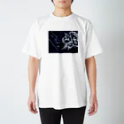 伊澄写真店の彼岸花 Regular Fit T-Shirt