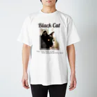 ひよっこデザインの凛々しい黒猫 スタンダードTシャツ