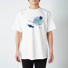 L:crow.shopの夜空と猫とカラス（Tシャツ） Regular Fit T-Shirt