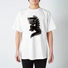 サタカ(Sataka)のワニ猫抱っこ Regular Fit T-Shirt