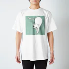 Yoshisyanの色気のある凛とした白猫 Regular Fit T-Shirt