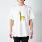 a PIECE of cakeの黄色いキリン スタンダードTシャツ