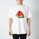 isshiki mayumiのスイカ登山Tシャツ Regular Fit T-Shirt