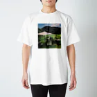 リーフエッヂのセレブヤギ Regular Fit T-Shirt