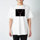 ECLAIR BUNNYのうさぎネックレス柄 Regular Fit T-Shirt