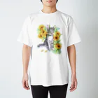 Miaws Shopの子猫とヒマワリ Regular Fit T-Shirt