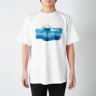 POPUP_KOBE_MARIKOの赤い唇のクロール Regular Fit T-Shirt