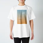 旅々PHOTOの良い旅を！ by AIRPLANE Regular Fit T-Shirt