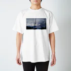 tasuku22の薄暮の街 Regular Fit T-Shirt
