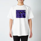 ナイロドノのぎゅうぎゅうオオサンショウウオ　ヴァイオレット Regular Fit T-Shirt