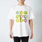 akimalの花とヒヨコ Regular Fit T-Shirt