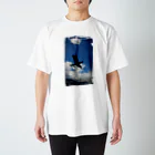 ミケの青空を泳ぐペンギン Regular Fit T-Shirt