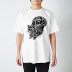 TOMOKUNIのAnimalia Kinky “ Black Squirrel ” Regular Fit T-Shirt