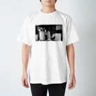 さよなら冷蔵庫・さよなら畳の冷蔵庫廃品回収記念品 Regular Fit T-Shirt