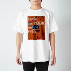 ColorfulLifeのLook with Your Own Eyes スタンダードTシャツ