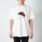 ベッカライミカサのクロワッサン Regular Fit T-Shirt