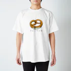 ベッカライミカサのプレッツェル Regular Fit T-Shirt