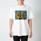 Yuta YoshiのSun flower doesn’t like others.  Regular Fit T-Shirt