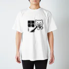 知古商店（@chicoshop）の散歩拒否犬 Regular Fit T-Shirt