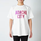 JIMOTO Wear Local Japanの足立区 ADACHI CITY ロゴピンク Regular Fit T-Shirt