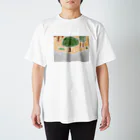 アスカの近所の公園の風景 Regular Fit T-Shirt