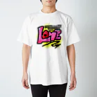 人食べるの「LOVE」 Regular Fit T-Shirt