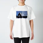 RyuTubeのフィンランドの教会 Regular Fit T-Shirt