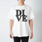 Plastic-Earthの"Dive" POP-ART風 Regular Fit T-Shirt