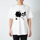 Northern_gate_DESIGNのイングリッシュ・ガーデンに遊ぶ妖精 Regular Fit T-Shirt