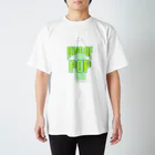 bearsfleekのKING OF POP-Green Regular Fit T-Shirt