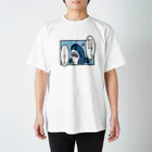 サメ わりとおもいのヒレを狙われるサメ Regular Fit T-Shirt