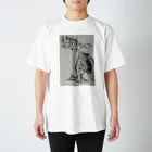 ゴロゴロニャ～祭りのネコを食べる怪物  Regular Fit T-Shirt