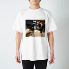 39 近未来のいぬ Regular Fit T-Shirt