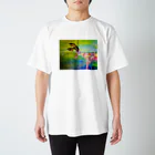 【全盲の絵描き】オバケのタムタムの【全盲の画家】庭にシカが来た スタンダードTシャツ