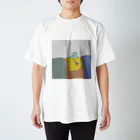 シガーアニマルズの布団を叩くかえる Regular Fit T-Shirt