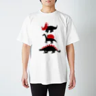 Kanako Okamotoの赤✖️黒恐竜Tシャツ「トリケラトプス・スピノサウルス・ステゴサウルス」 Regular Fit T-Shirt