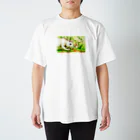 EimyBooksのエイミーと猫のお父さん01 Regular Fit T-Shirt