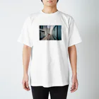 よしおなんですのわんことひかり Regular Fit T-Shirt