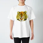 SHOP味み suzuri店の虎 Regular Fit T-Shirt